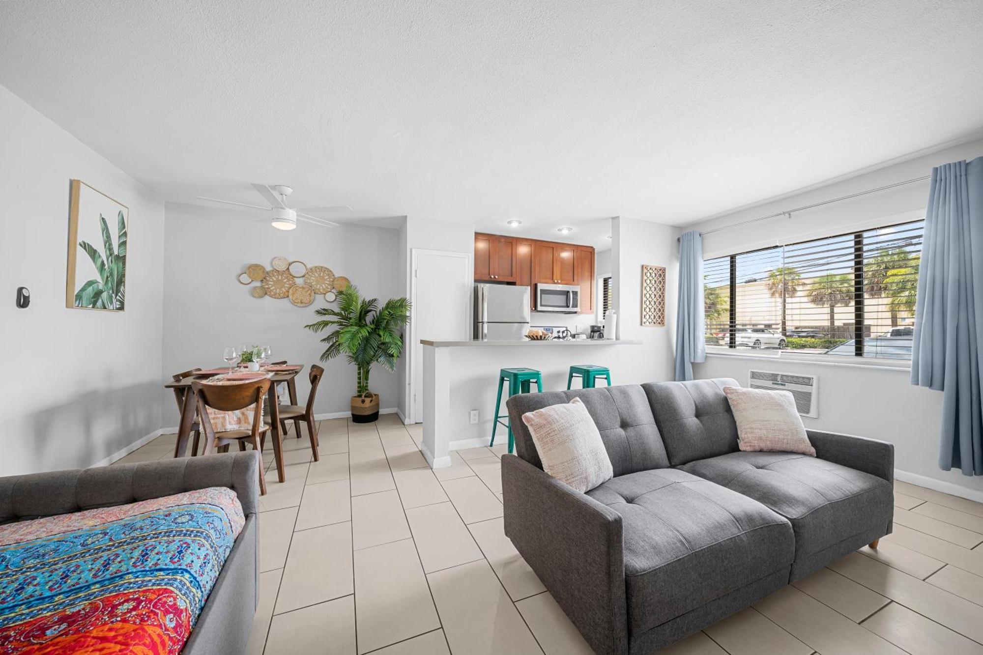Bayview Apartments By Lowkl Fort Lauderdale Exterior photo